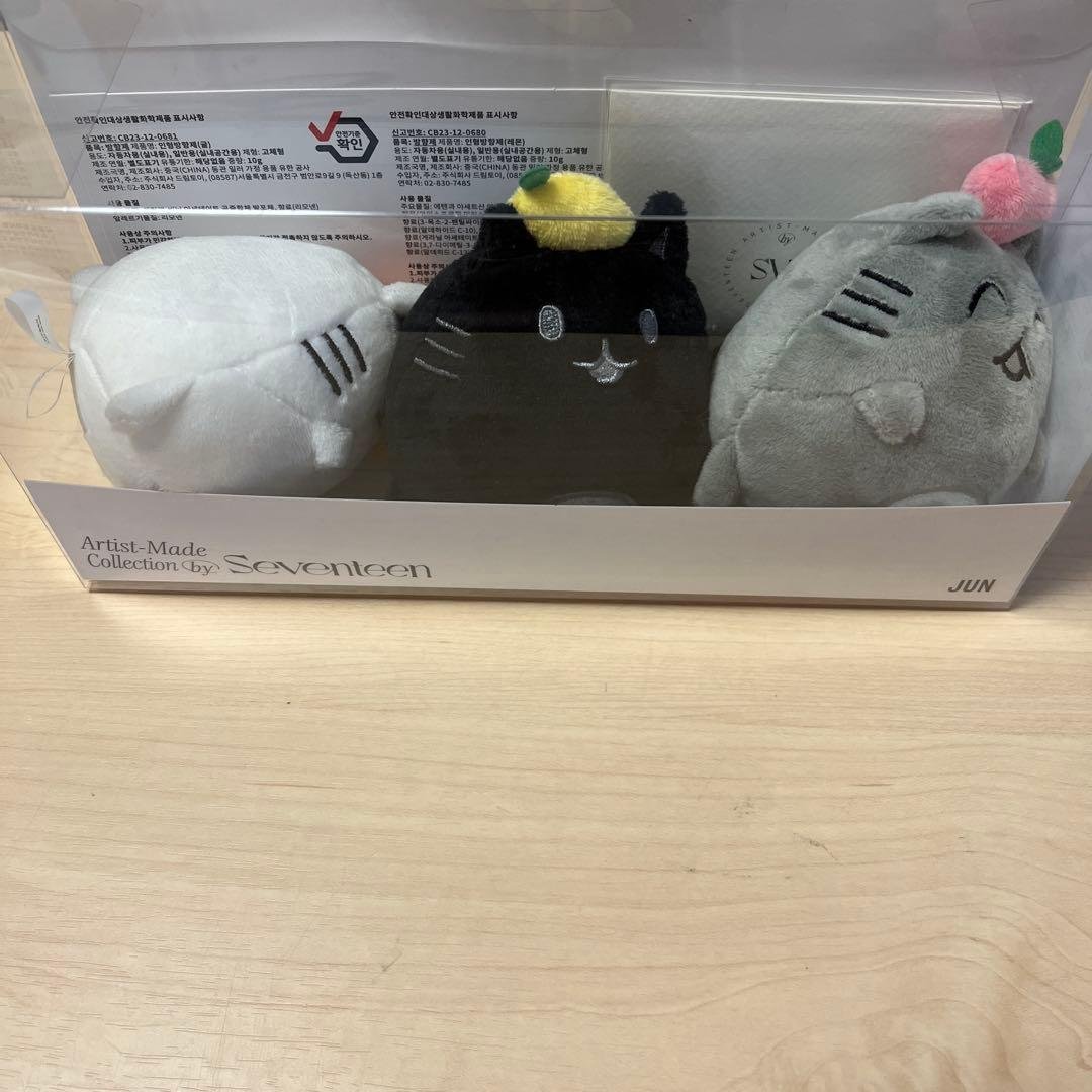 seventeen ジュン　マスコット 新品】SEVENTEEN セブチ猫ぬいぐるみ ジュンの通販 by Mist's shop｜ラクマ