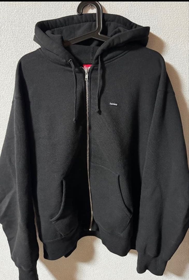 本物 シュプリーム スモールボックスロゴジップアップパーカー サイズS ブラック Supreme☆送関込☆厳選☆お洒落なスモールボックスロゴパーカー